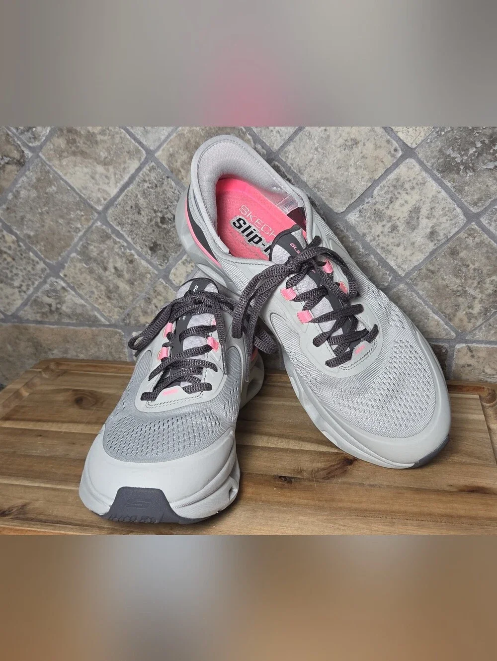 Skechers Women's Slip-ins Glide-Step Altus Lace Up Shoes Gray/Pink Size 9 M